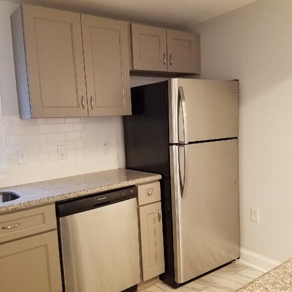 Building Photo - 3040 Fortin St