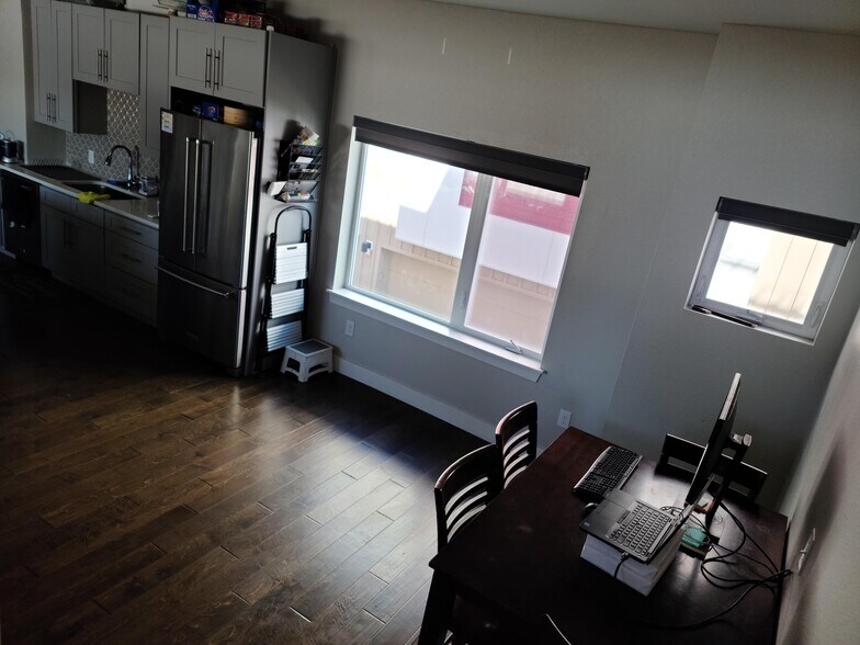Building Photo - 1363 Knox Ct