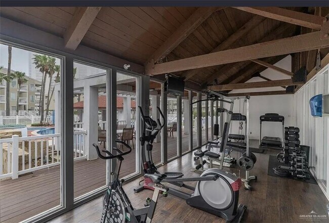 Building Photo - 16 Padre Blvd