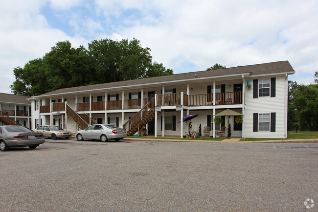Primary Photo - Southwood Apartments