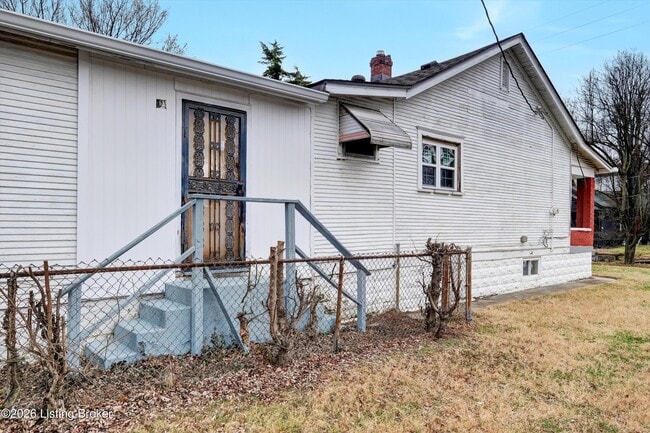 Building Photo - 1721 Wilson Ave