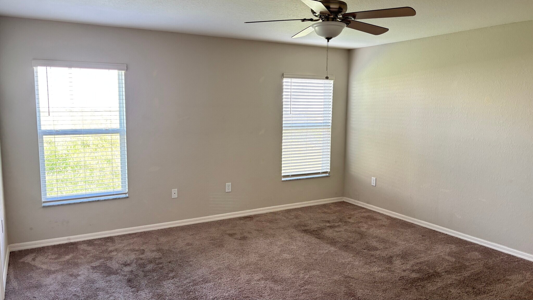 Building Photo - 338 Pentas Ln