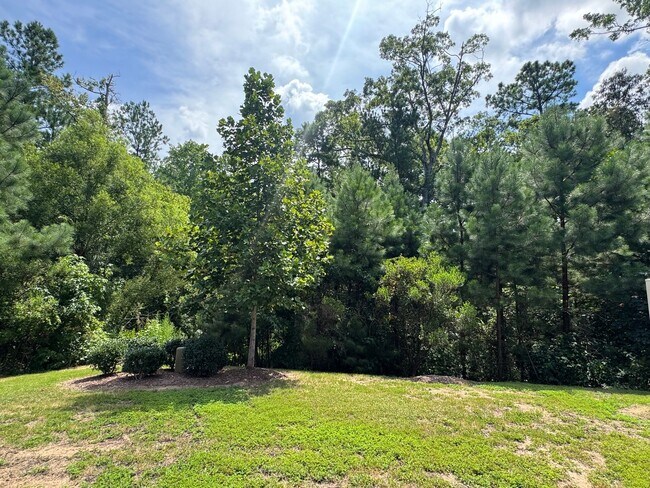 Building Photo - 3 Bedroom/2.5 Bath Brick Townhome in Cary NC