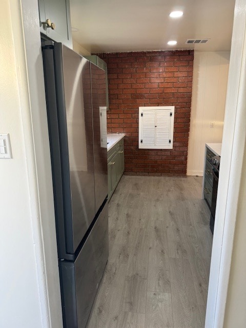 Building Photo - 20533 Eastwood Ave