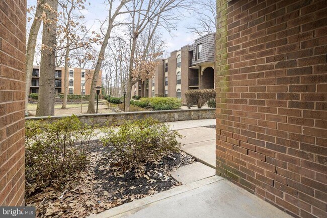 Building Photo - 3354 Woodburn Rd