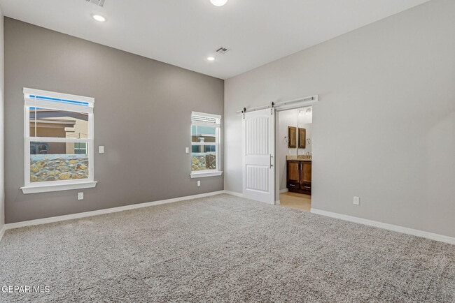 Building Photo - 909 Ada Ln