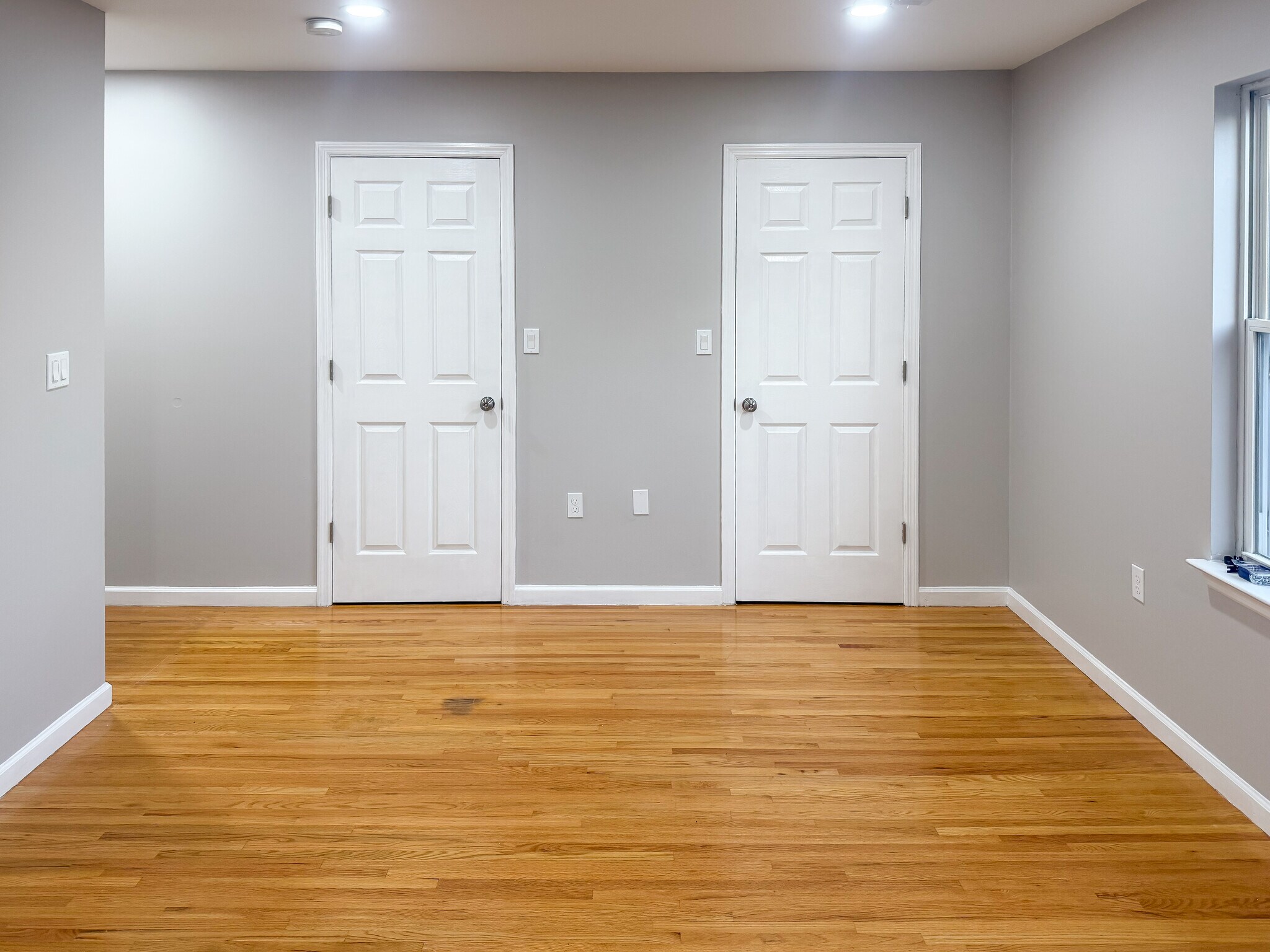 Building Photo - 632 Norwood Ter