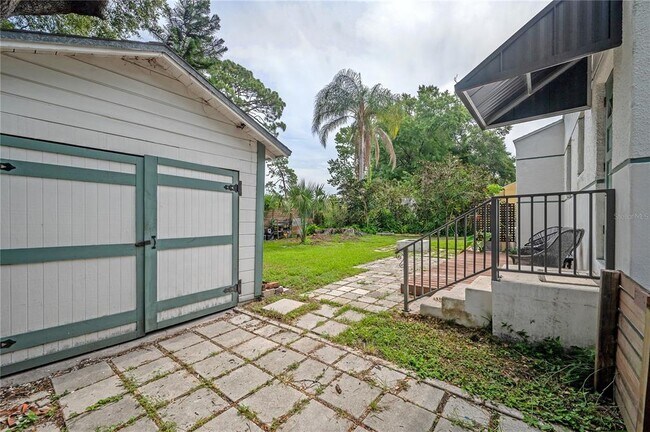 Building Photo - 325 W Rio Vista Ct