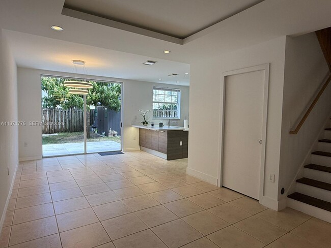 Building Photo - 20711 SW 80th Ct