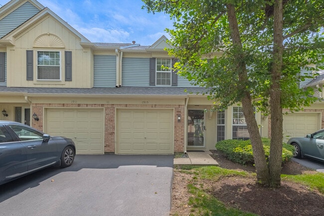 Building Photo - 1915 Brighton St