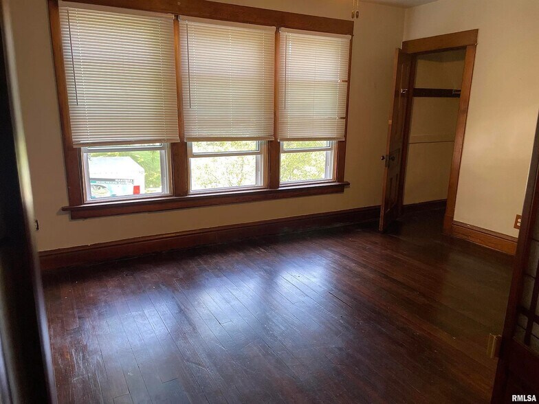 Building Photo - 2927 Fair Ave