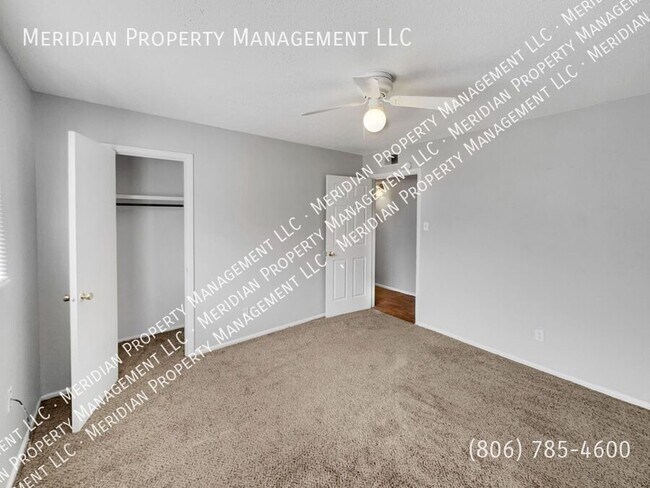 Building Photo - 1708 Elkhart-C