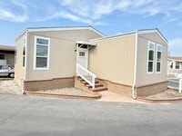 Building Photo - 41 Spruce Via