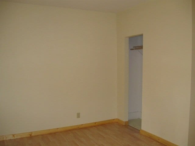 Building Photo - 702 E 4th St
