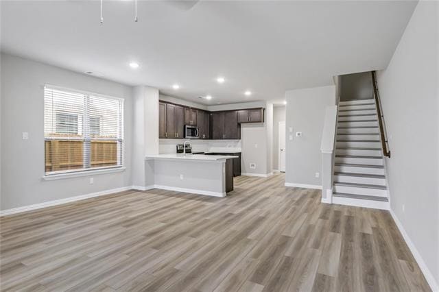 Building Photo - 6717 Glimfeather Dr