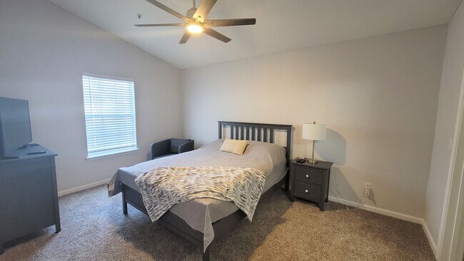 Building Photo - 2 BR / 2 BA Flemimg Island / Carrington Place at Fleming Island Plantation Luxury Condo