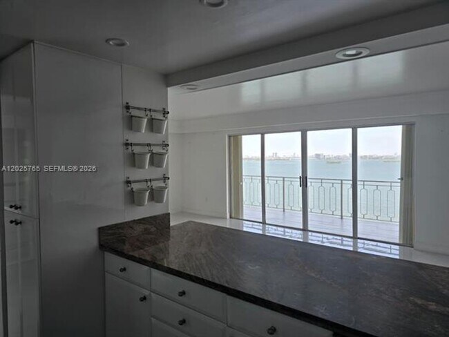 Building Photo - 11111 Biscayne Blvd
