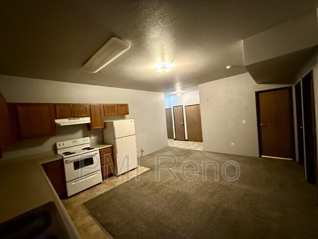 Building Photo - 1600 I St