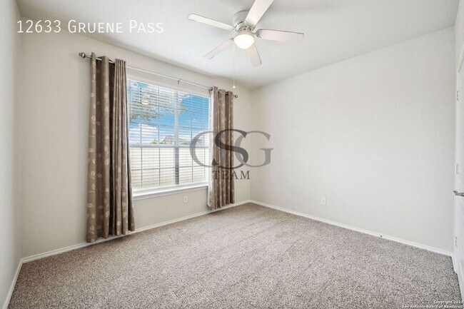 Building Photo - 12633 Gruene Pass