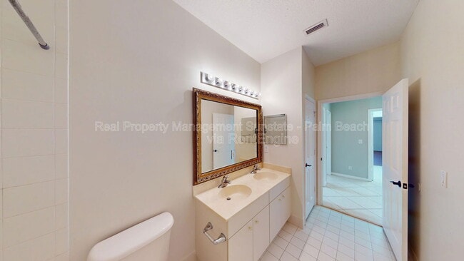 Building Photo - 155 Bella Vista Way