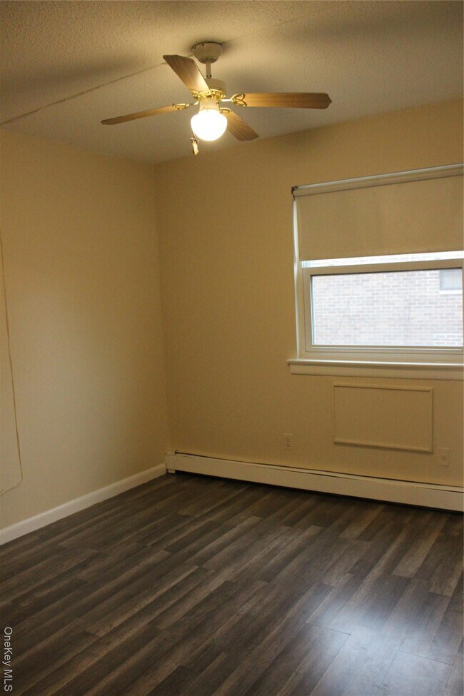 Building Photo - 1468 Minford Pl