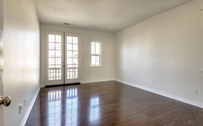 Bedroom 2 - 2835 Maricopa St