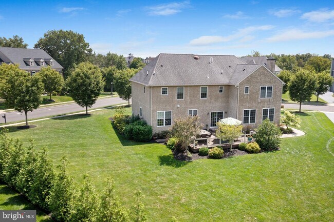 Building Photo - 921 Putting Green Cir