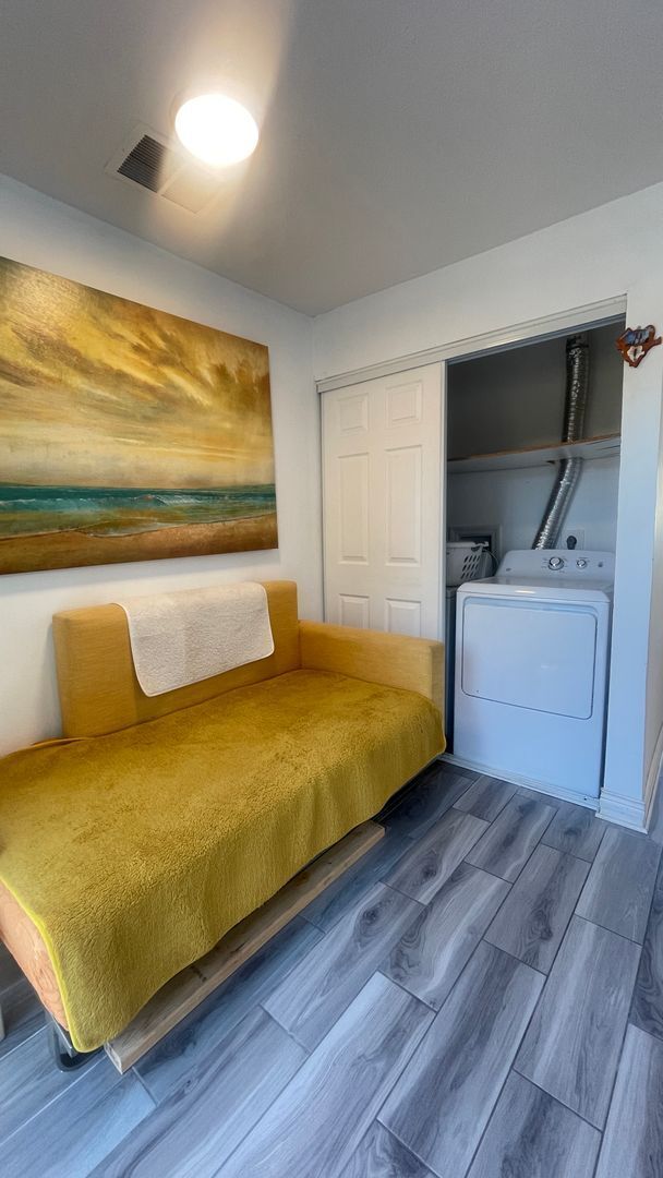 Building Photo - 1718 Silver Creek Ct