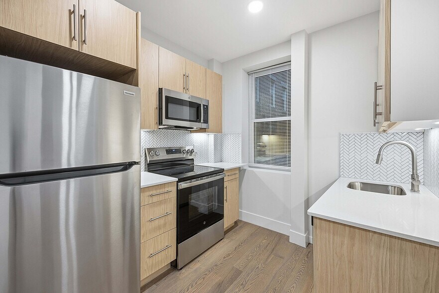 Renovated Kitchen - 15-19 Queensberry Street