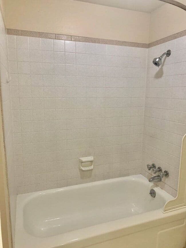 Building Photo - Charming, Updated Ranch-Style Home Near Lake Loveland