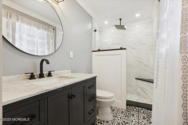 Building Photo - 57 Selkirk Ave