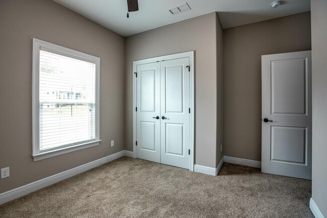 Building Photo - 2475 Tippecanoe Ridge