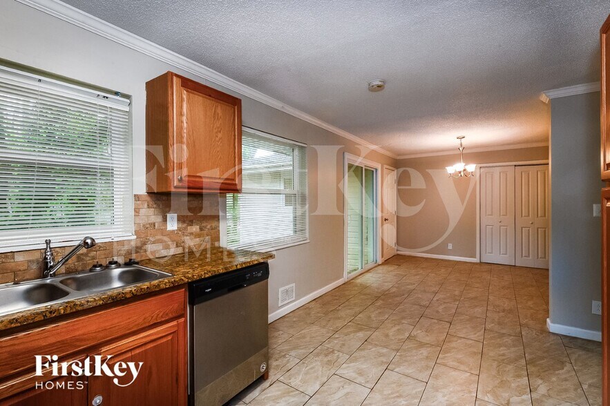 Building Photo - 3986 Kirksford Dr