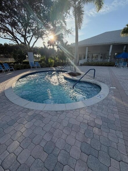 Building Photo - 9391 Bridgeport Dr