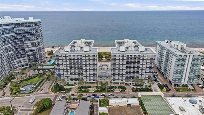 Building Photo - 9595 Collins Ave