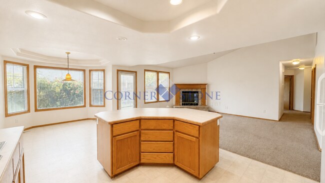 Building Photo - 5537 N Tumbleweed Pl