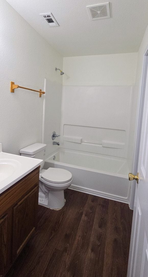 Building Photo - COMING SOON! 3 Bedroom Townhome Converse, TX