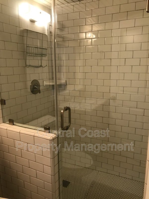 Building Photo - 184 Pacific Ave