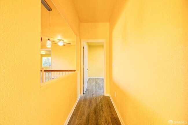 Building Photo - 5476 Summerfield Dr