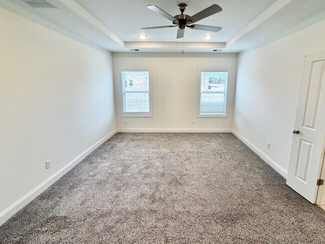 Building Photo - Move In Special! Now Leasing a Brand New 5-Bedroom 3 Bath Home in Oakland