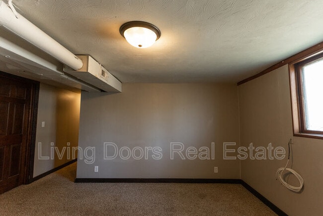 Building Photo - 1529 N 24th St