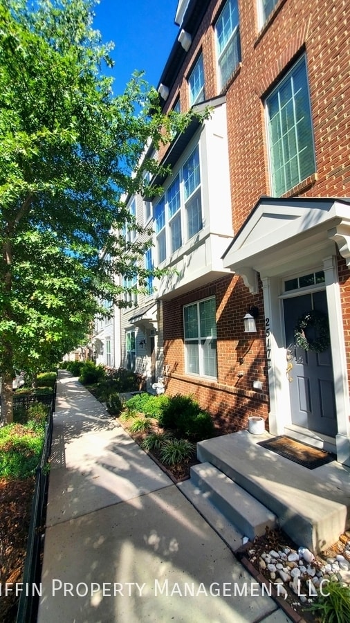 Building Photo - 2519 Auden Dr