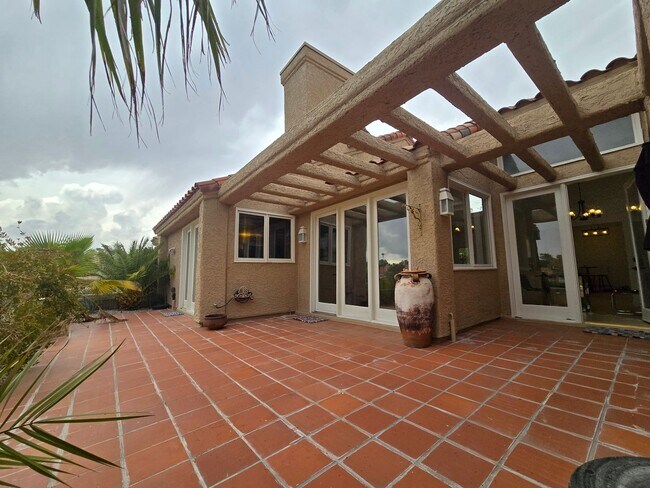 Building Photo - 7931 Harbour Towne Ave