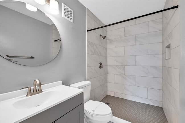 Building Photo - 4361 SW 160th Ave