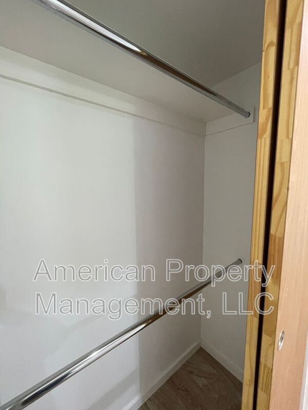 Building Photo - 3705 E 108th St