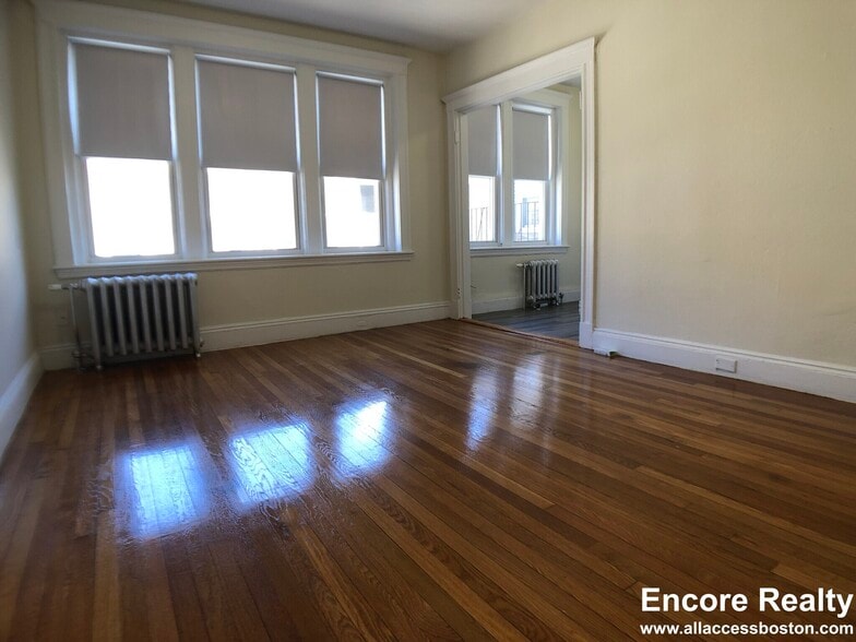 Building Photo - 1171 Boylston St