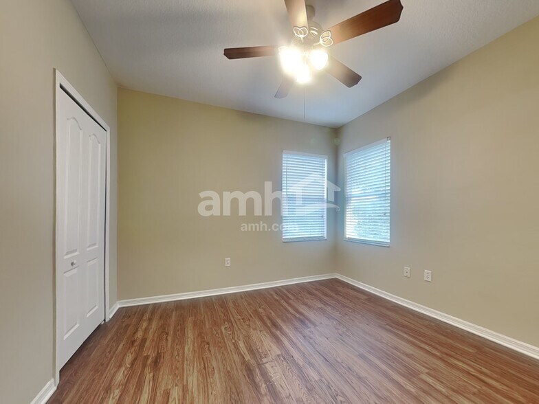 Building Photo - 471 Westchester Hills Ln