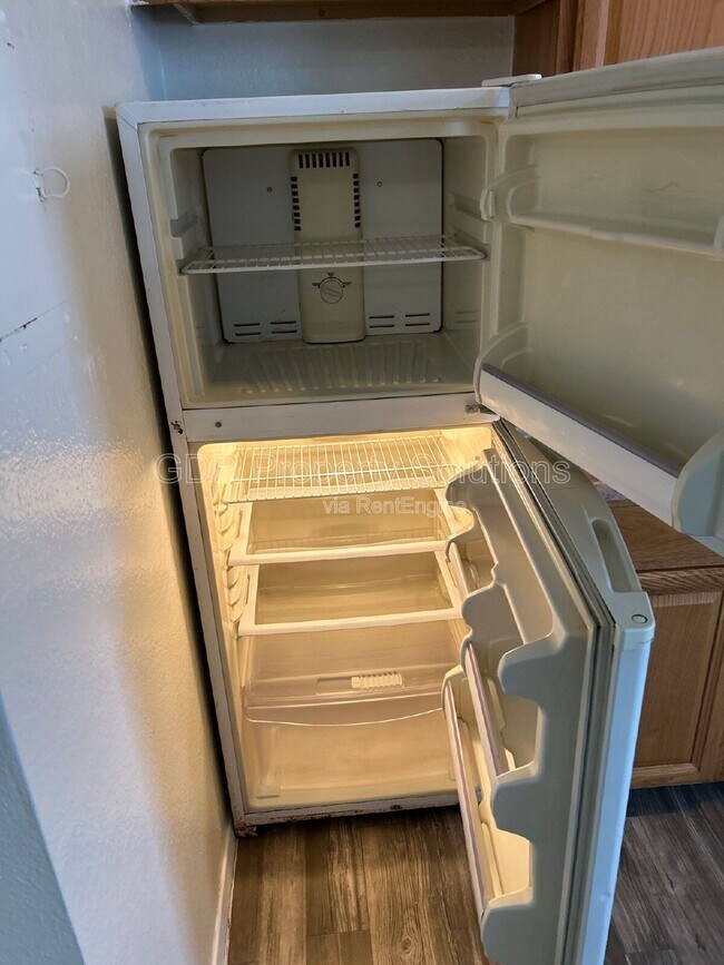 Building Photo - 401 14th St NW