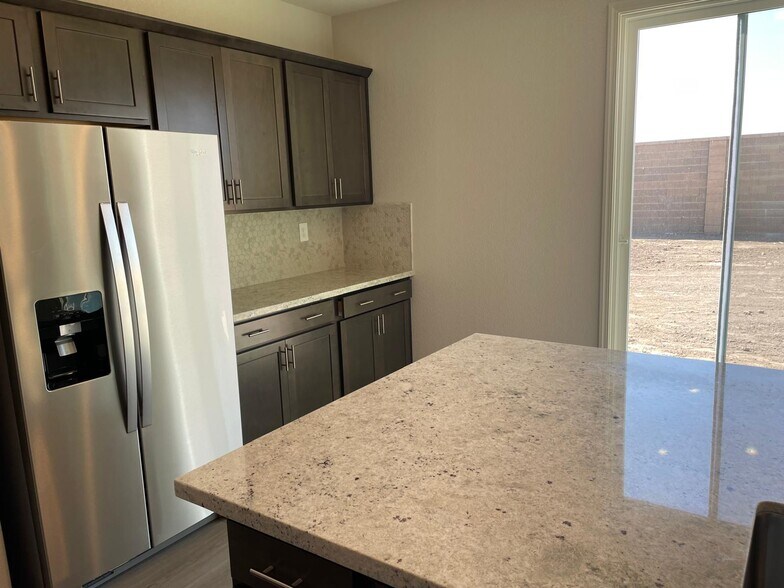 Building Photo - 2943 Girdwood St