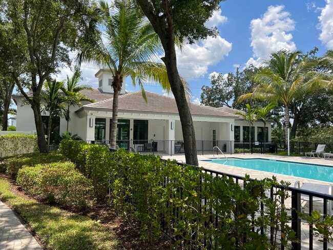 Building Photo - 7191 Montereal Path